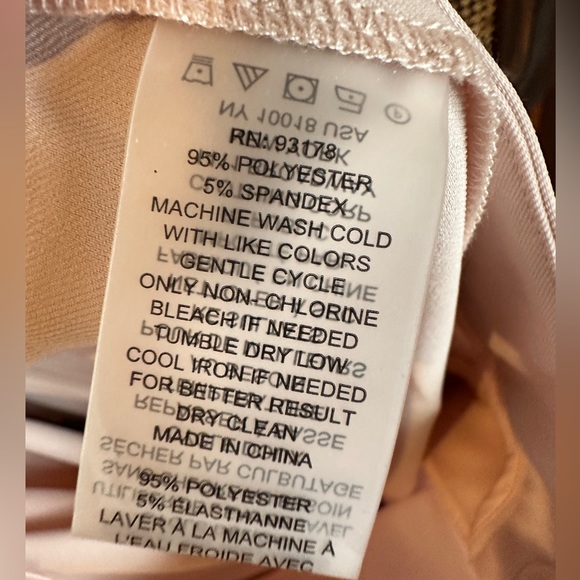 NWT Ellie Tahari Pale Pink Suit - Picture 8 of 15